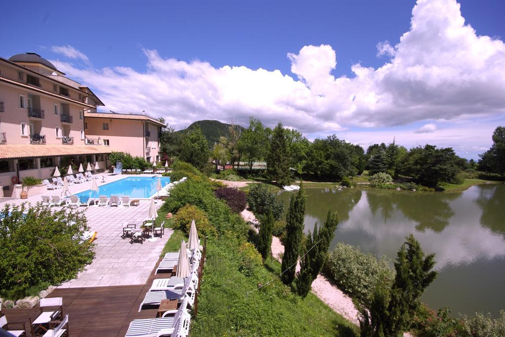 Parco Del Lago Resort & Spa Villagrande  Exterior photo